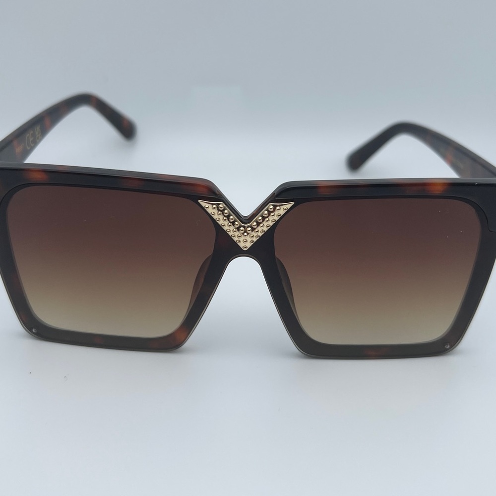 Tortoise Oversized sunglasses